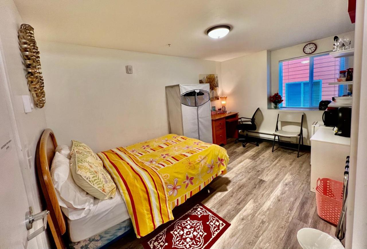 Micro Studio Apartment 10 Minutes Walk To University Of Washington Seattle Exterior foto