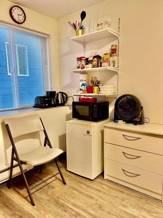 Micro Studio Apartment 10 Minutes Walk To University Of Washington Seattle Exterior foto