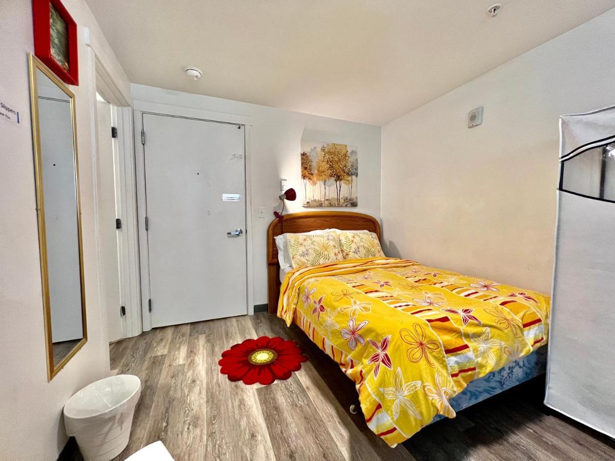 Micro Studio Apartment 10 Minutes Walk To University Of Washington Seattle Exterior foto